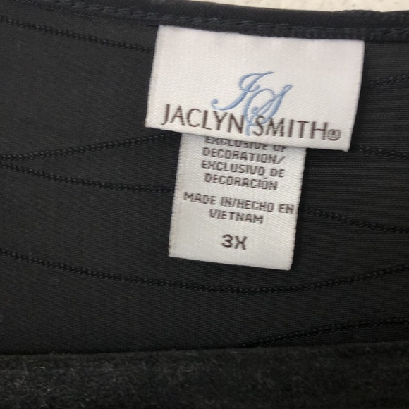 Jaclyn Smith Classic Black Knitwear - Picture 2 of 5